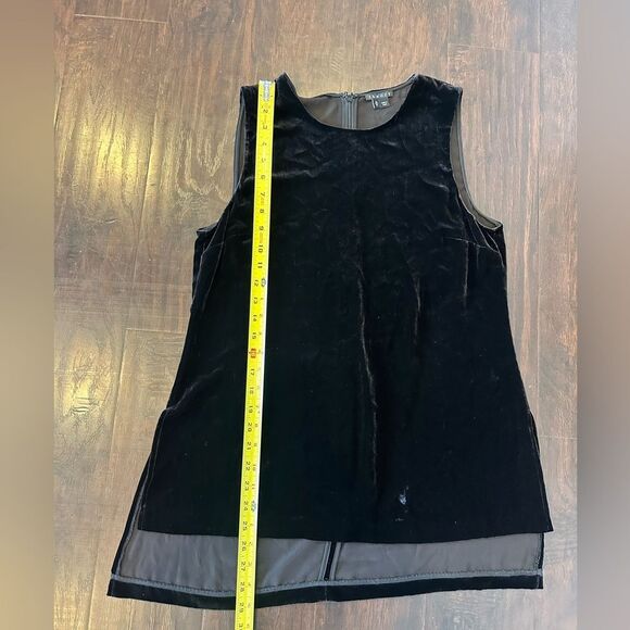 Theory Women's Black Velvet Sleeveless Crew Neck High Low Blouse Top size Medium - Picture 8 of 8